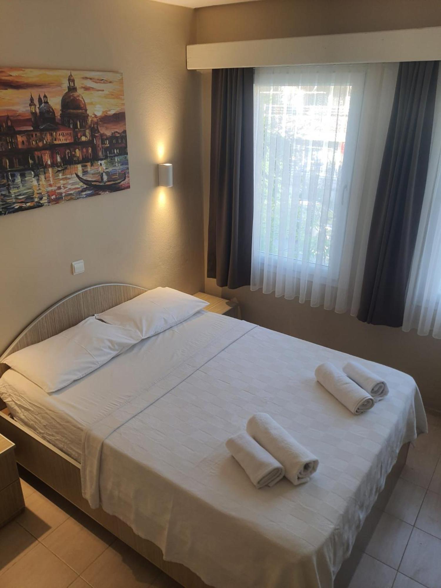 Marigold Otel Çeşme Rom bilde